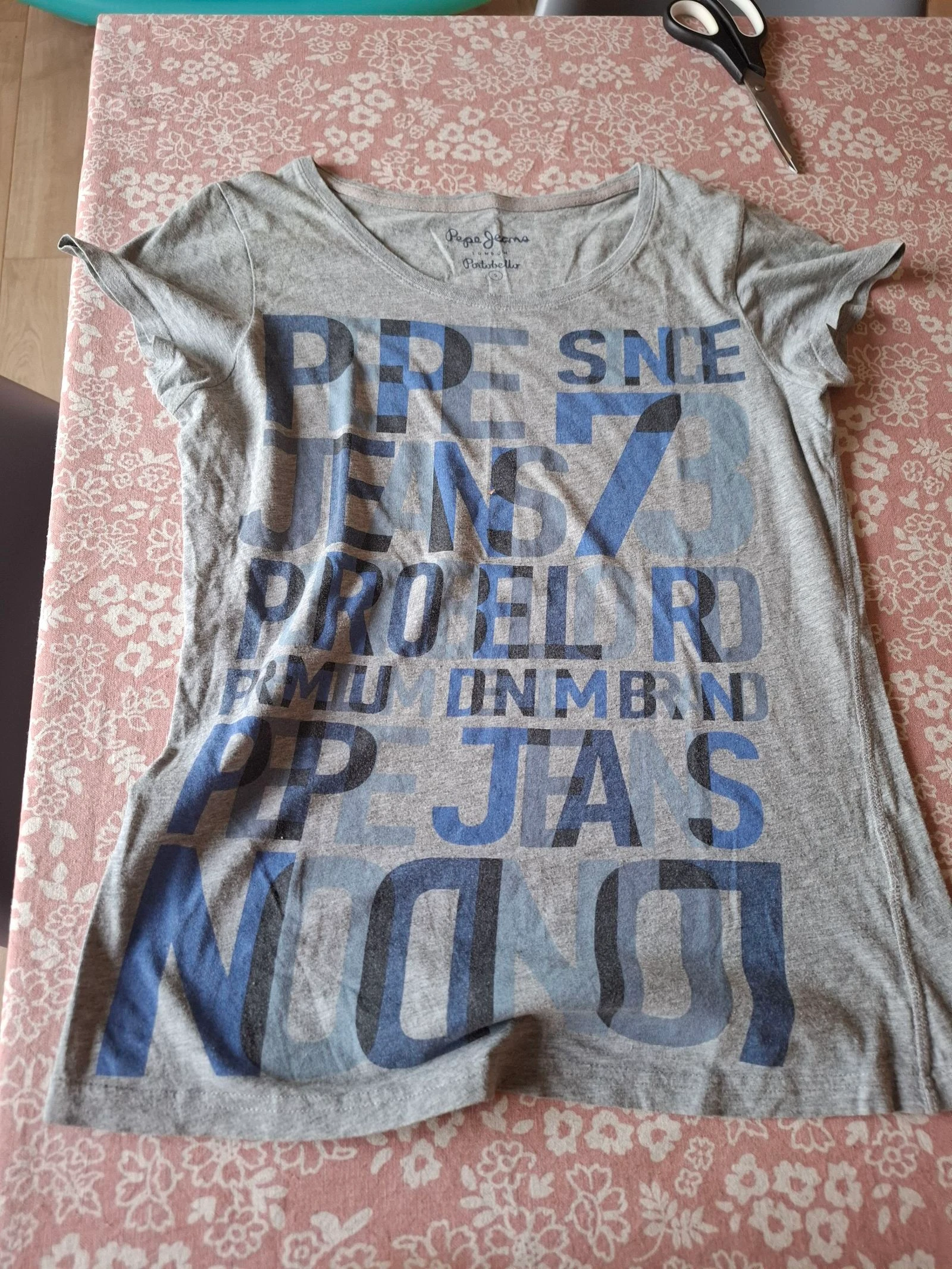 Tee shrist colis propre soigné rapide tout sera repassé